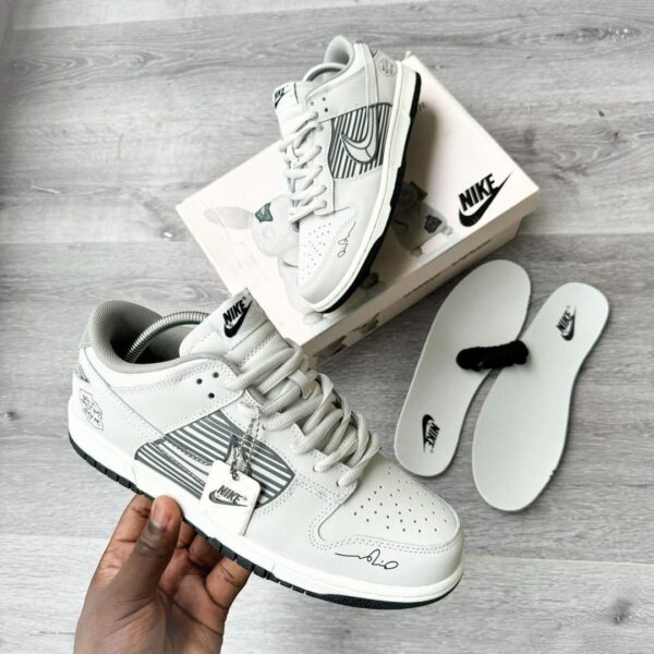 Original Daniel Arsham X Nike Sb Dunk (free delivery)