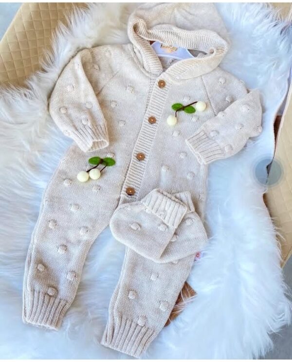 Baby sweater cloth for Babies(free delivery)