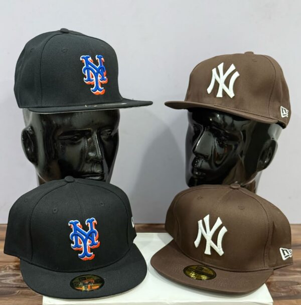 LUXURY QUALITY BASEBALL CAPS DIFFERENT COLOURS(FREE DELIVERY)